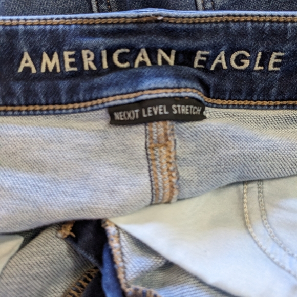 AMERICAN EAGLE, Next Level, Hi-Rise Jegging Crop, Gravity Blue, Size 12 Short. - Picture 8 of 9